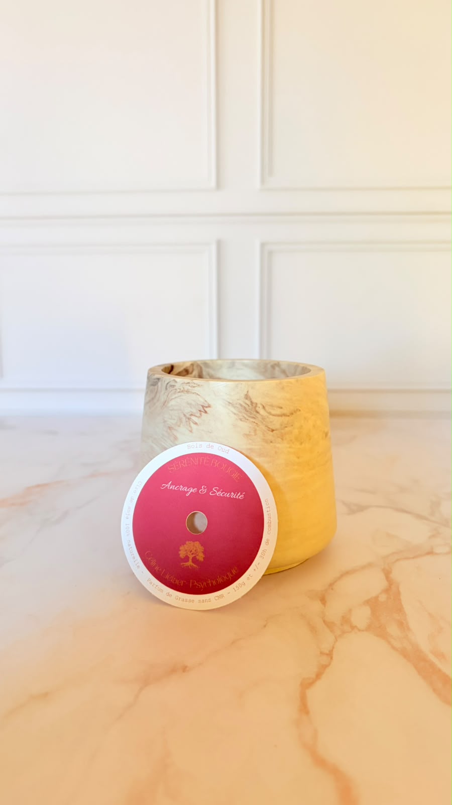 bougie-parfumee-bois-de-oud-artisanale-cire-soja