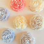 bougie-sculptee-artisanale-cire-soja-rose-1
